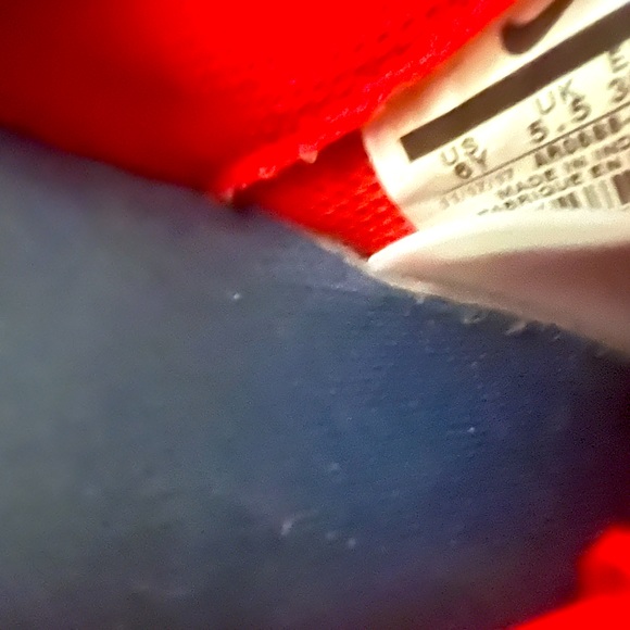 Red Air Force 1 worn once customs - Picture 5 of 5